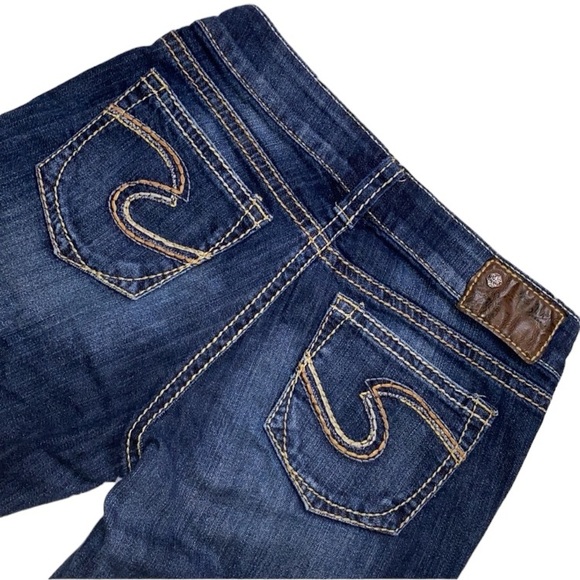 💐SILVER JEANS Suki Short Jean Short size 30 - Picture 4 of 10